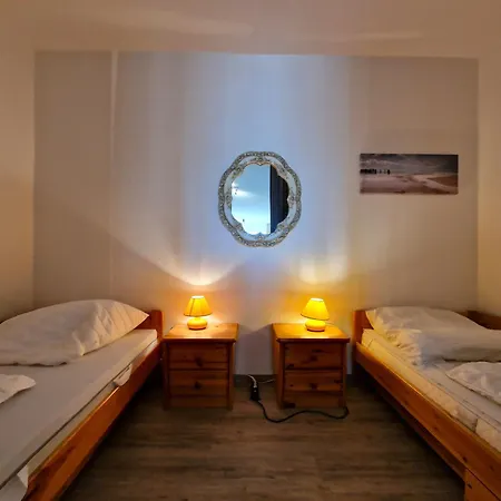E04-002 Apartment Heiligenhafen